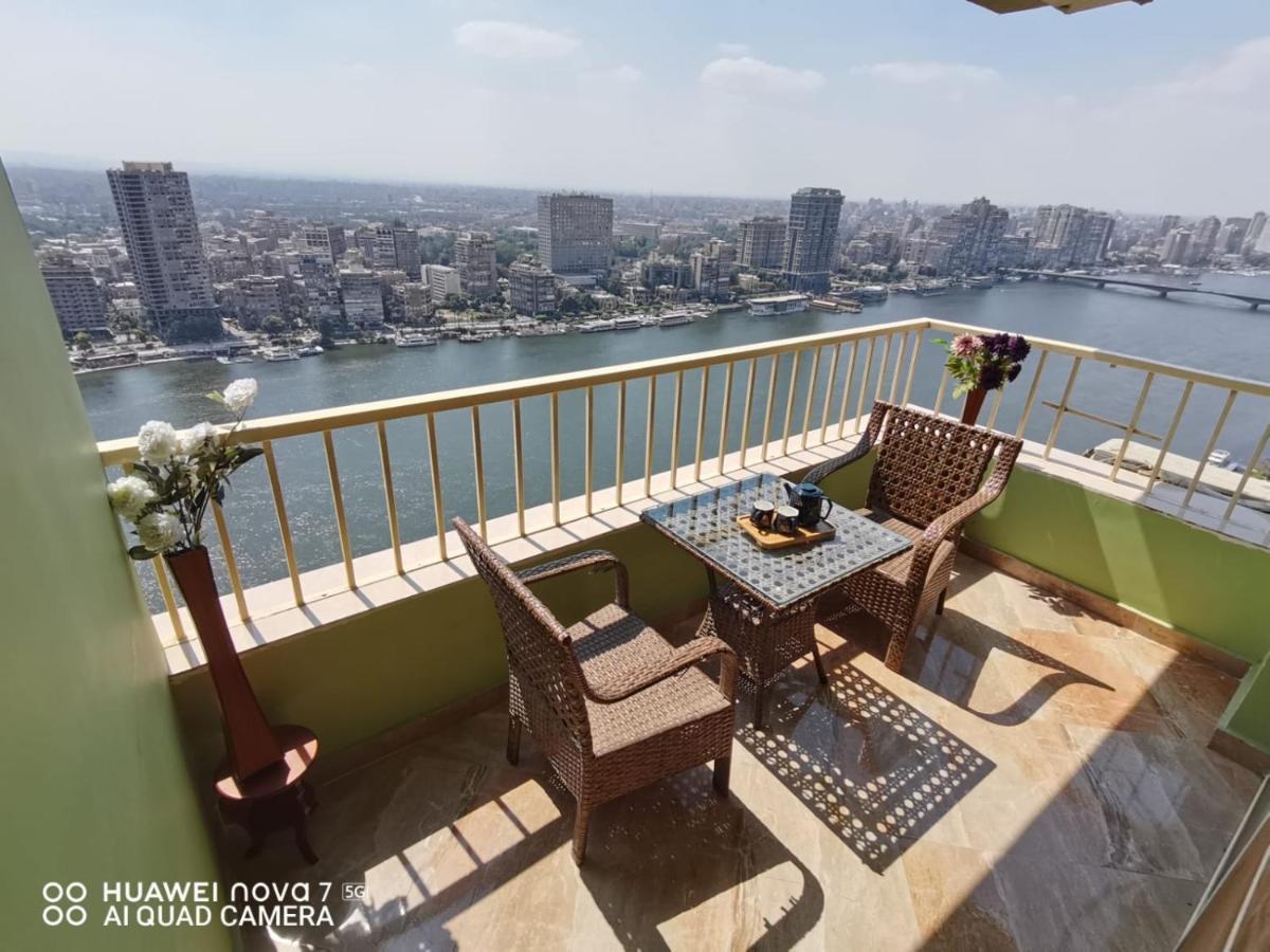Pyramids Nile Tower Hotell Kairo Exteriör bild