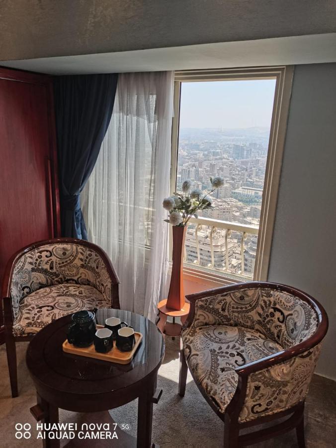 Pyramids Nile Tower Hotell Kairo Exteriör bild
